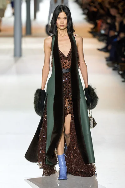 Look 55